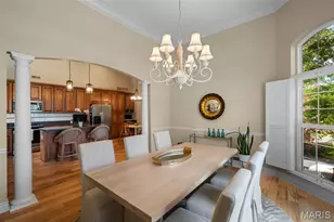 1535 Fawnvalley Dr, Des Peres, MO 63131 - Photo 9