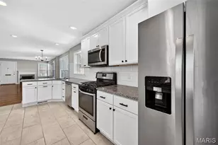 8832 Lawn Ave, Brentwood, MO 63144 - Photo 5