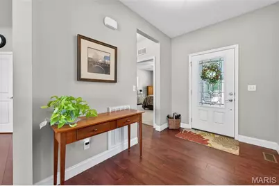 607 Falconcrest Drive, Lake Saint Louis, MO 63367 - Photo 5