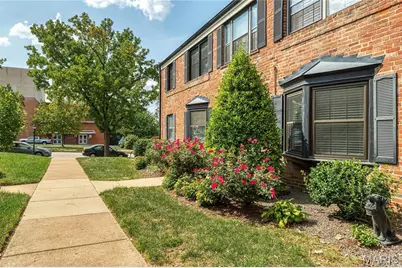 35 Topton Way #1E, Clayton, MO 63105 - Photo 21