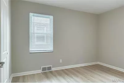 1066 Wilshire Avenue, Saint Louis, MO 63130 - Photo 19