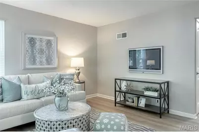 1066 Wilshire Avenue, Saint Louis, MO 63130 - Photo 5