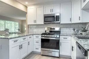 1066 Wilshire Ave, Saint Louis, MO 63130 - Photo 11
