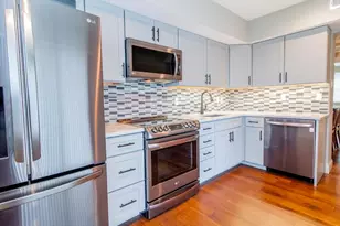 9019 W Swan Cir, Brentwood, MO 63144 - Photo 7