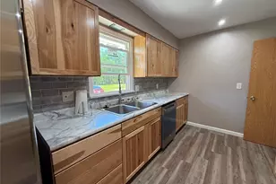 548 N 2nd St, Wellsville, MO 63384 - Photo 17