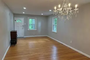9113 Palmer Ave, Overland, MO 63114 - Photo 7