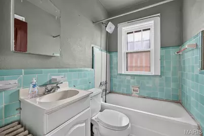 8659 Oriole Avenue, Saint Louis, MO 63147 - Photo 15