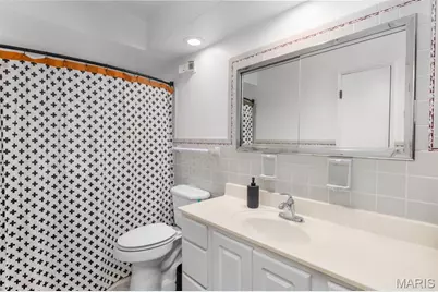 28 Villawood Lane, Webster Groves, MO 63119 - Photo 25