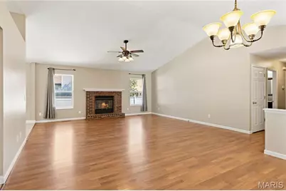 229 Thoroughbred Trail, Saint Peters, MO 63376 - Photo 3