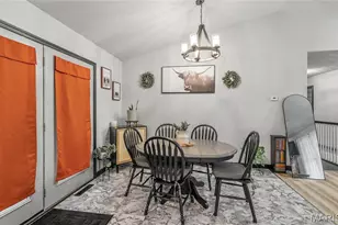 227 Robin Ct, Bourbon, MO 65441 - Photo 11