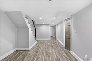 4228 Schiller Pl, Saint Louis, MO 63116 - Photo 25