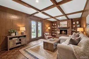 925 Winterwood Ln, Ladue, MO 63124 - Photo 25