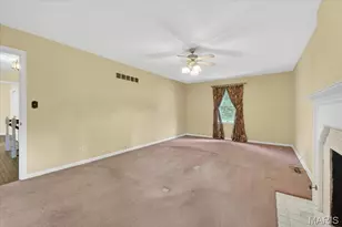 925 Winterwood Ln, Ladue, MO 63124 - Photo 43