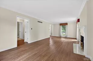 925 Winterwood Ln, Ladue, MO 63124 - Photo 13