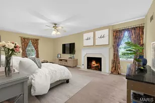 925 Winterwood Ln, Ladue, MO 63124 - Photo 41