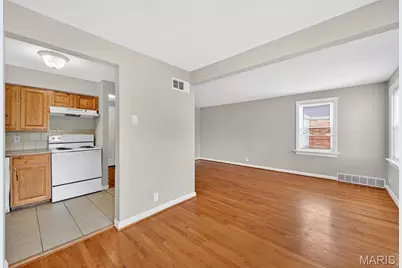 1127 Pembroke Drive, Saint Louis, MO 63119 - Photo 9
