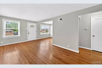 1127 Pembroke Drive, Saint Louis, MO 63119 - Photo 5