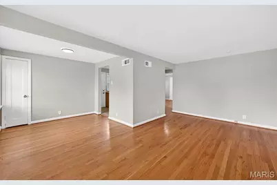 1127 Pembroke Drive, Saint Louis, MO 63119 - Photo 3