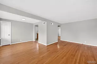1127 Pembroke Dr, Saint Louis, MO 63119 - Photo 3