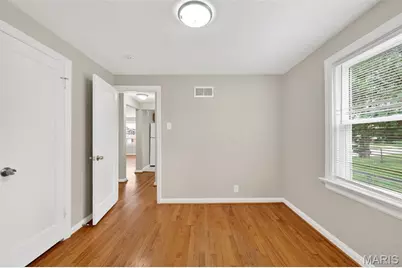 1127 Pembroke Drive, Saint Louis, MO 63119 - Photo 21