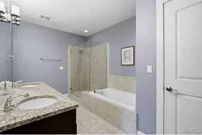 6451 Clayton Road #208, Clayton, MO 63117 - Photo 17