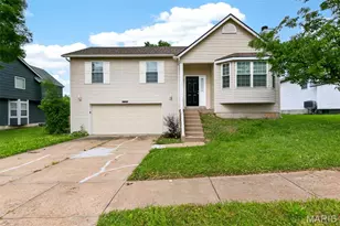 14459 Williamsburg Manor Dr, Florissant, MO 63034 - Photo 1