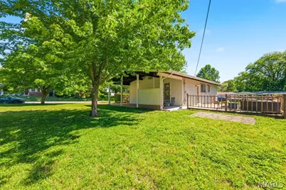 410 Hawthorn Avenue, Saint Charles, MO 63301 - Photo 33