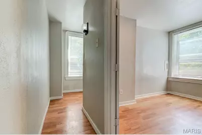 3745 Pennsylvania Avenue, Saint Louis, MO 63118 - Photo 15