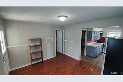 11021 Saint Girard Lane, Saint Ann, MO 63074 - Photo 7