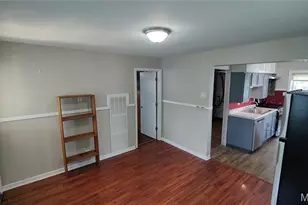 11021 St Girard Ln, Saint Ann, MO 63074 - Photo 7