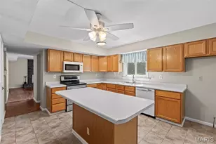 543 Westernmill Dr, Chesterfield, MO 63017 - Photo 9