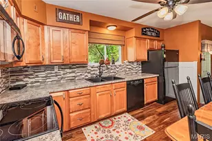 11834 Tescord Dr, Saint Louis, MO 63128 - Photo 13