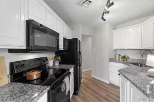 4256 Maryland, Saint Louis, MO 63108 - Photo 15