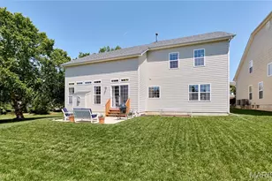 111 Berry Manor Cir, Saint Charles, MO 63376 - Photo 45