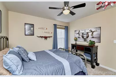 111 Berry Manor Circle, Saint Charles, MO 63376 - Photo 35