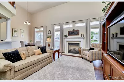 111 Berry Manor Circle, Saint Charles, MO 63376 - Photo 13