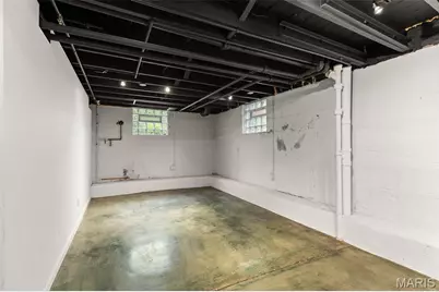 6920 Pershing Avenue, University City, MO 63130 - Photo 37
