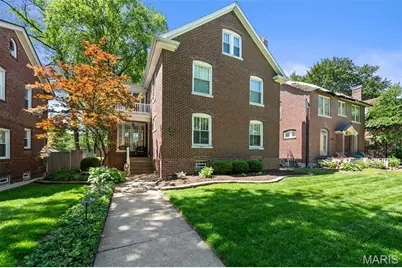 6920 Pershing Avenue, University City, MO 63130 - Photo 1