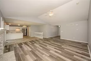 3842 Bedford Pointe Dr, Wentzville, MO 63385 - Photo 9