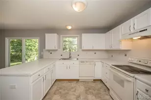3842 Bedford Pointe Dr, Wentzville, MO 63385 - Photo 15