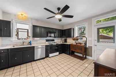 4322 Holly Hills Boulevard, Saint Louis, MO 63116 - Photo 13