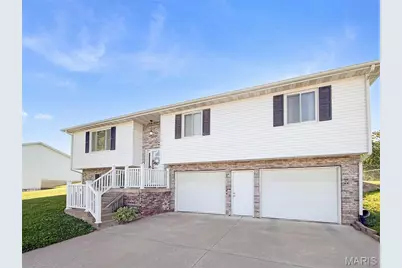 67 Meadows Rd, Hannibal, MO 63401 - Photo 1