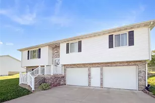 67 Meadows Rd, Hannibal, MO 63401 - Photo 1