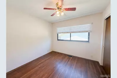 1440 Tina Drive, Florissant, MO 63033 - Photo 9