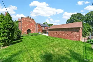 7828 Stanford Ave, University City, MO 63130 - Photo 9