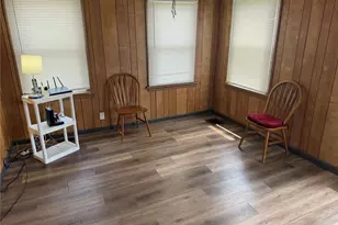 9447 Miriam Ave, Overland, MO 63114 - Photo 7