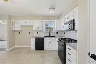 1215 Victory Dr, Unincorporated, MO 63125 - Photo 5