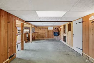 1215 Victory Dr, Unincorporated, MO 63125 - Photo 13