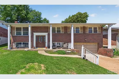 11223 Claywood Drive, Saint Louis, MO 63126 - Photo 1