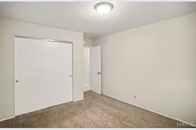 7430 Sir Lords Lane, Hazelwood, MO 63042 - Photo 7